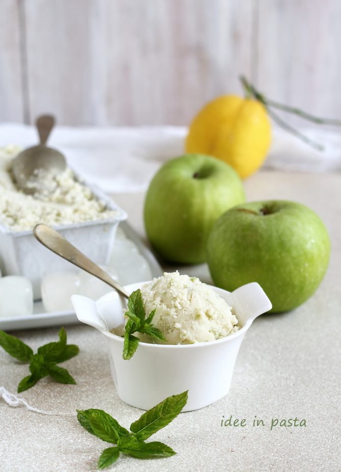 gelato alla mela e menta